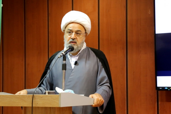 دومین همایش بنیاد سادات