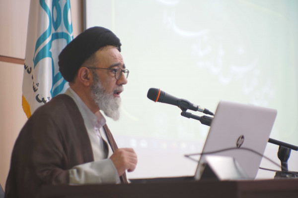 اولین همایش بنیاد سادات