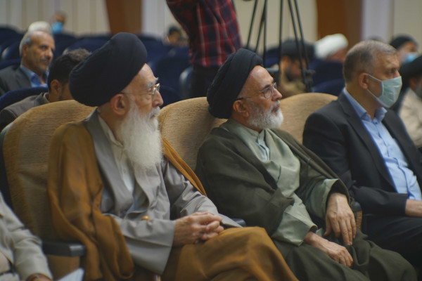اولین همایش بنیاد سادات